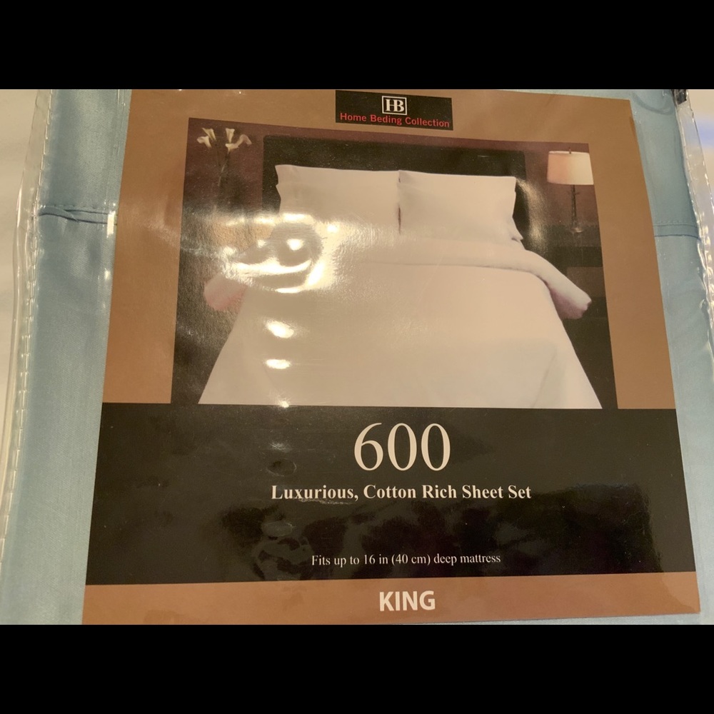 600 thread count cotton rich king bed sheet set in light blue. New. Home…